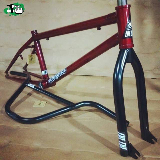 PERRO NEGRO X ENE ENE BIKES