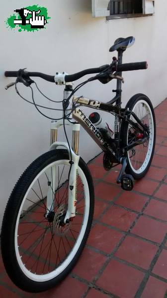 Vendo o permuto por bici dh merida