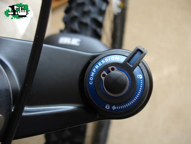 Compro llave lockout rockshox tora