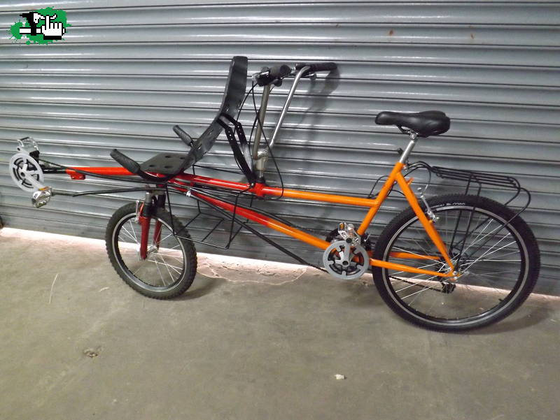 Tandem reclinada