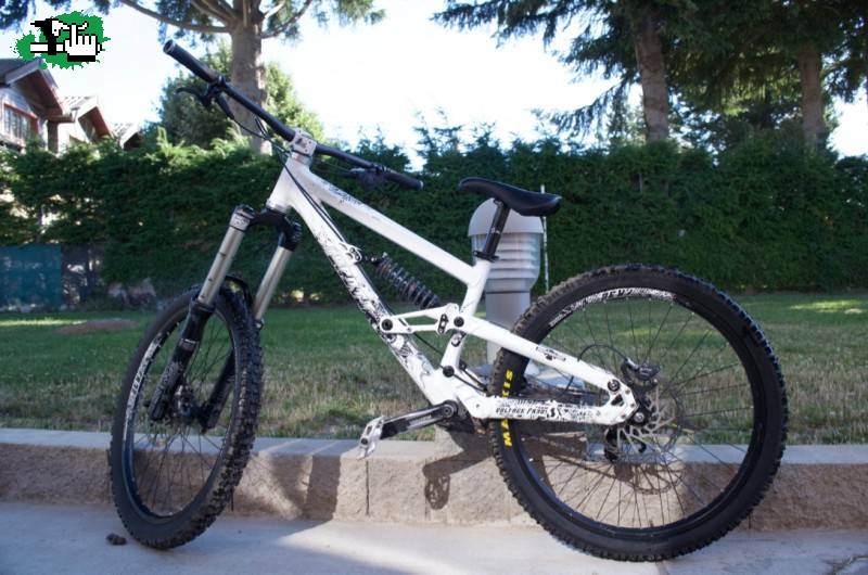 scott fr 30 voltage