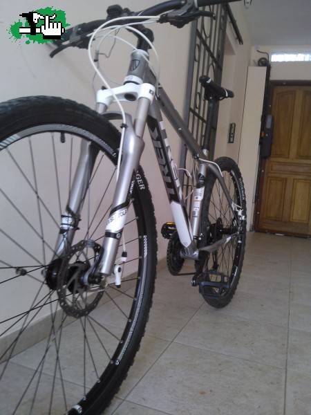 trek marlin 5 2012
