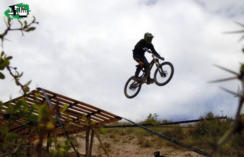 Descenso en el valle Sagrado, Cusco en el  Santisimo Downhill