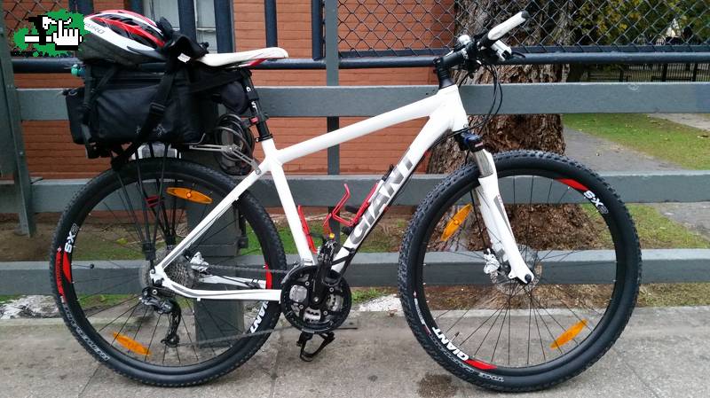 Robo Giant XR 2 blanca