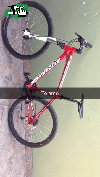 Si le pongo una amortiguacin fox doble Cristo sirve para downhill esta Bici?