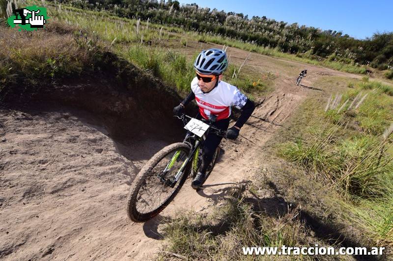 XCO EN EZEIZA TRISTAN SUAREZ