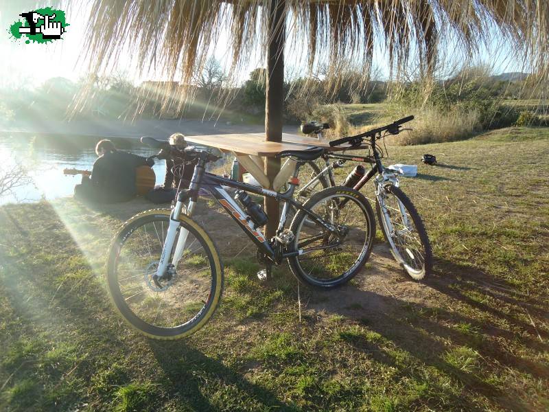 Bici, mates y Lago