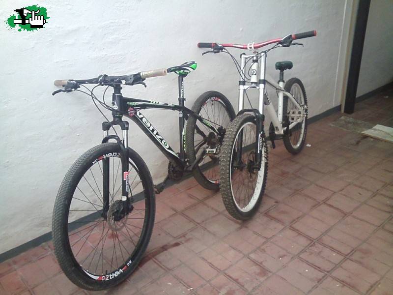 mis bicis!!!!