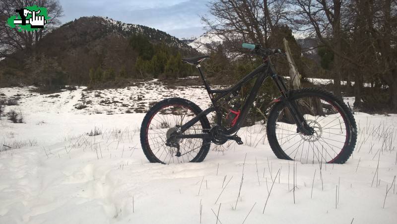 pedaleando por la nieve