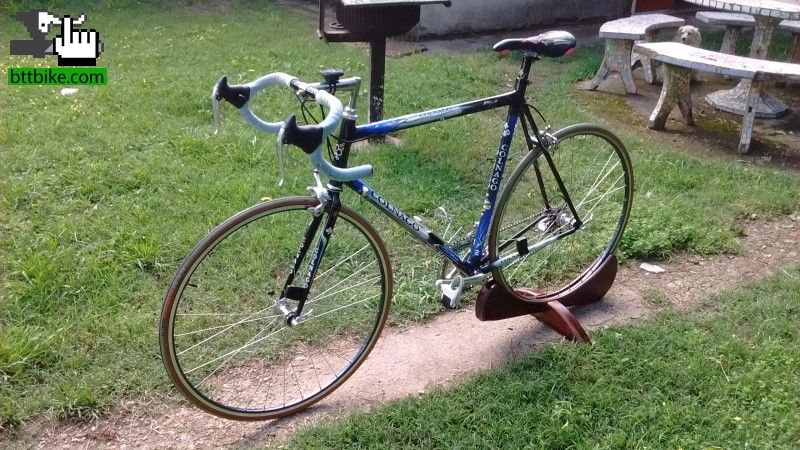 Hola, les presento, este trofeo que Dios me mand! Como aficionado de toda la vida, del ciclismo, y 