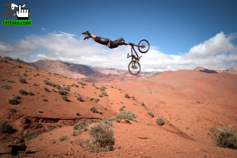 Tom Van Steenbergen Superman La Rioja