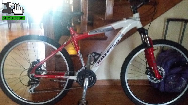 Robo raleigh mojave 4.0 en vte lopez