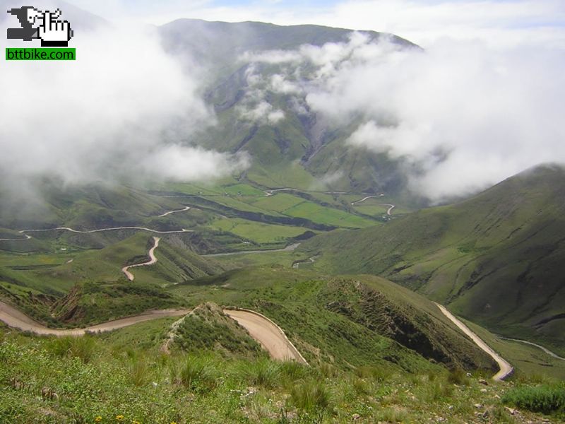 VALLES CALCHAQUIES (Salta).