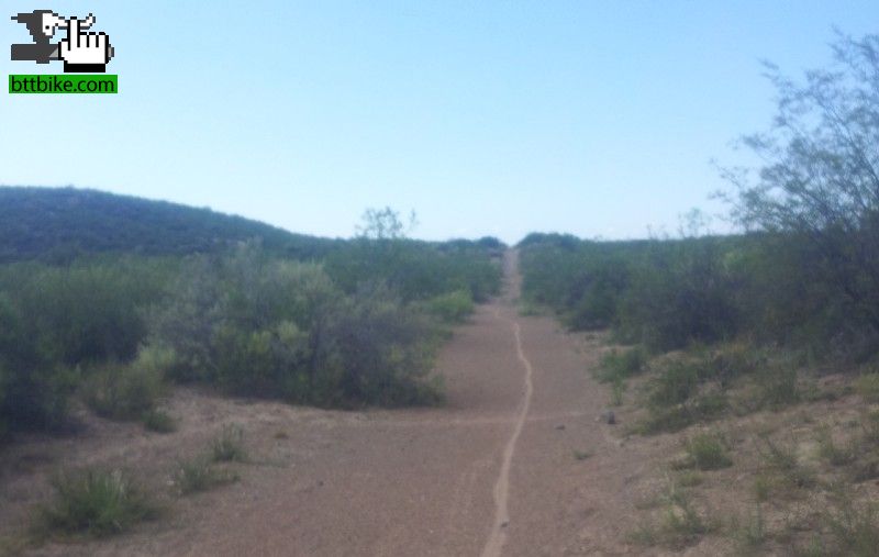 Caminante no hay camino. se hace el camino al andar