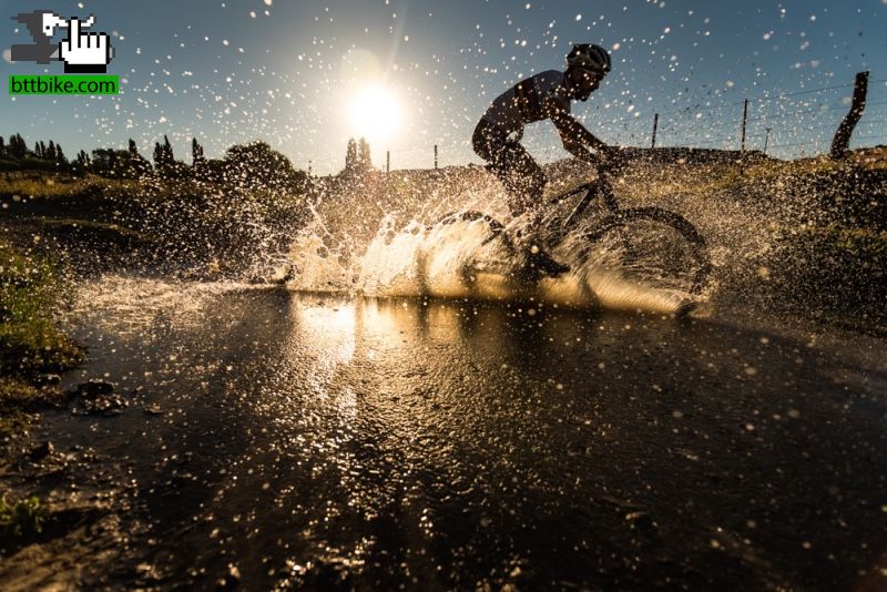 Patagonia Argentina. Splash!