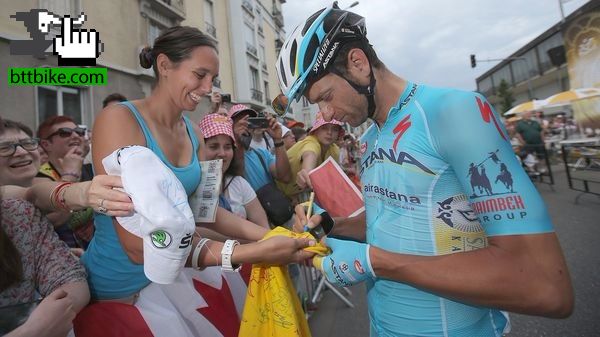 Fallece MIchele Scarponi en accidente en la ruta