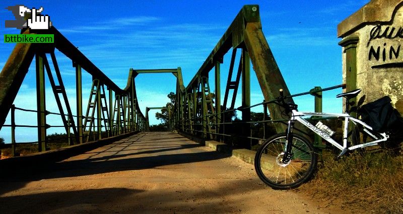 Puente de pascua Castelli Buenos Aires