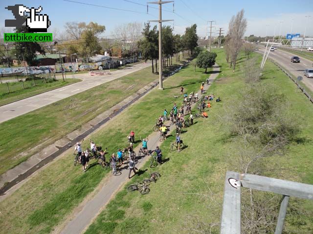 Tigre Pedaleando