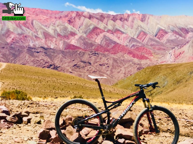 cerro El  hornocal jujuy