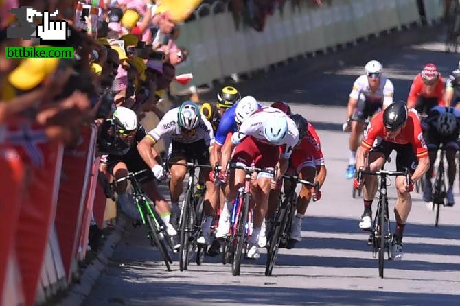 La UCI reconoce que la expulsin de Peter Sagan en el Tour de Francia no fue justa