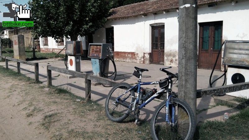 Desde Cauelas a Zapiola, pasando por Uribelarrea, para encontrarnos con una parte del pueblo deteni