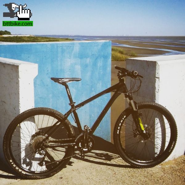 Giant Taln 1  2012 en la Costanera de Hudson. 