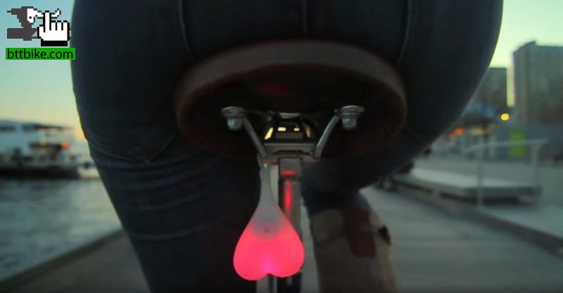 Bike ball o bici bolas, luces con forma genital