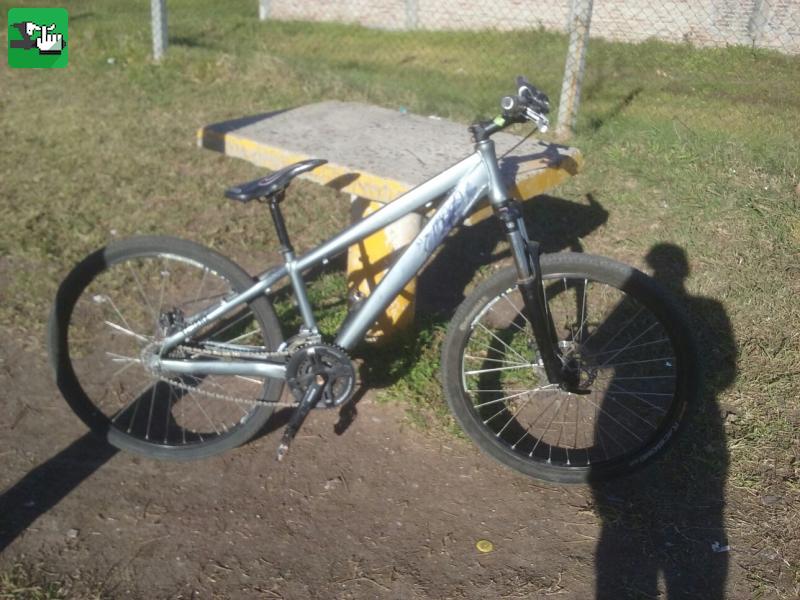 ayuda, no se que bici es, dirt jump, mtb 