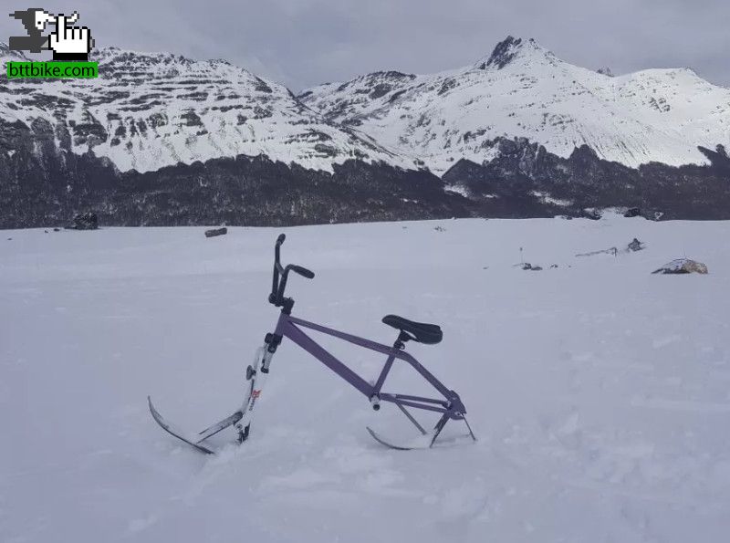 Ski-bikes, bicicletas de nieve en Cerro Castor en Ushuaia