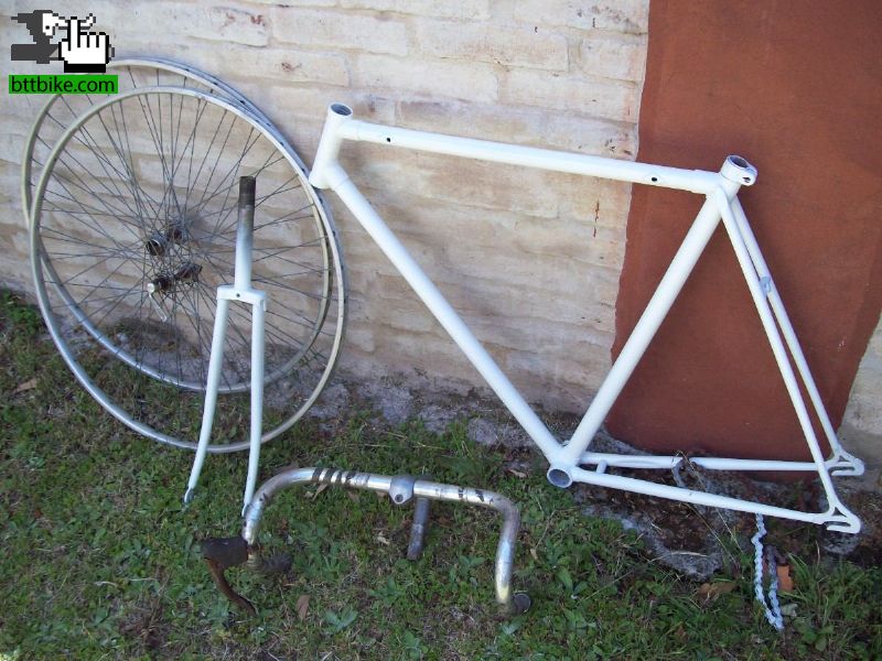 Cuadro de bicicleta de carrera de acero empipado