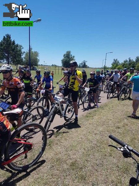 Roque Perez Rural Bike con buena gente