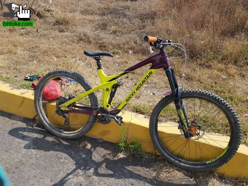 Busco cuadro de enduro