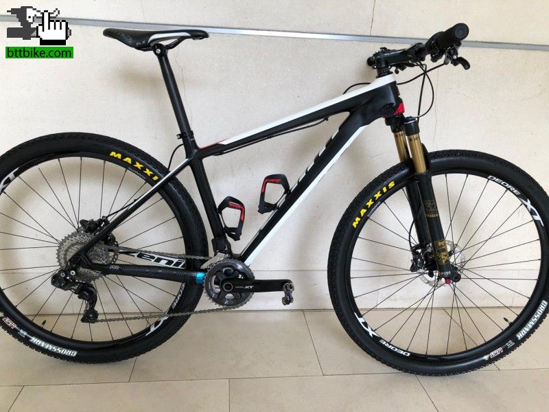 VENDO ZENITH CARBONO PRO