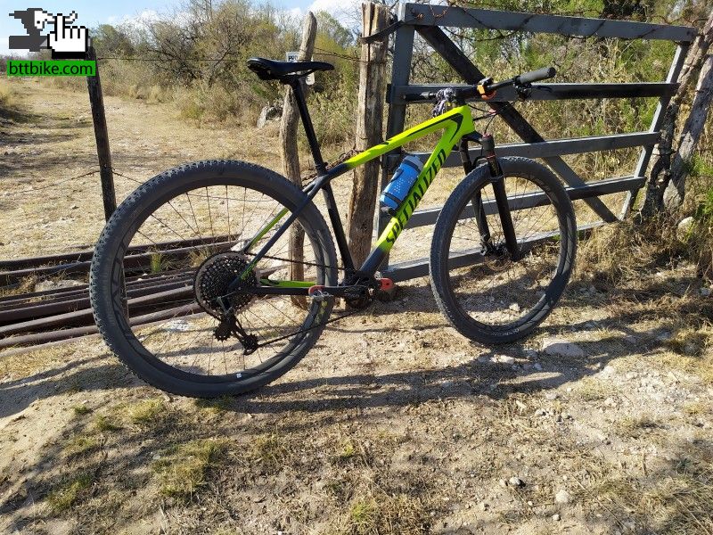 Specialized Epic HT Expert 2018 usada Bicicleta en Venta - BTT