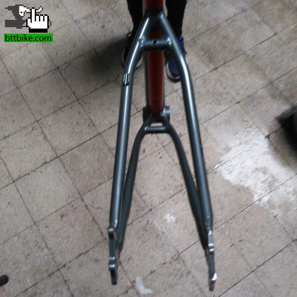 Vendo cuadro de aluminio sbk rodado 26, con su factura, cero usos escucho ofertas!!!