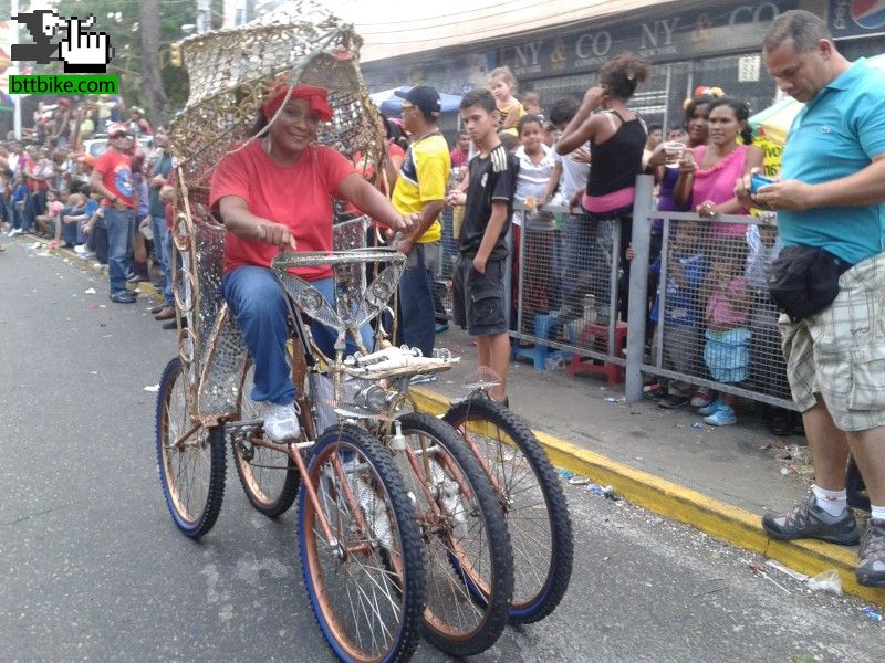 LA BICI DE 6 RUEDAS