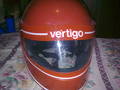 foto de Permuto casco de moto por Cubiertas