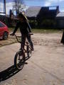 foto de primita andando en bike ... quiero una hija asi ajaja xD