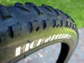 foto de Excelente Cubierta Maxxis High Roller 2.1 alambre