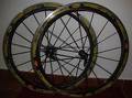 foto de Vendo MAVIC COSMIC CARBON CLINCHER PARA SHIMANO IMPECABLES
