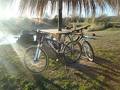 foto de Bici, mates y Lago