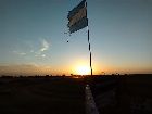 foto de Alineados, nuestra bandera, el sol y la tranquera