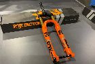 foto de Vendo FOX 38 Factory Grip2 180mm orange 2025 27.5/29