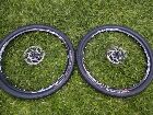 Shimano SLX Mt65 UST TUBELESS++ HUTCHINSON TUBELESS++ ROTORES SLX 26