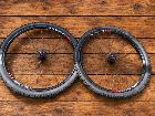 foto de Vendo WTB I21 TUBELESS / AMOEBA SCUD RUELANES 9/15mm/ 135/142mm 27.5